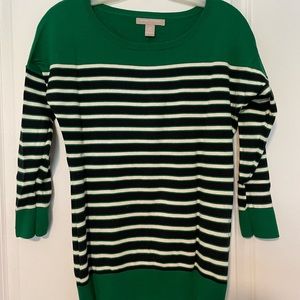 Lightweight sweater. Perfect for spring. Banana republic XS